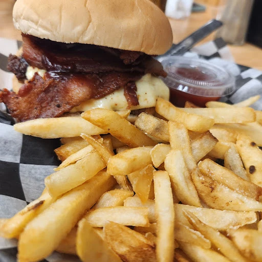 Big Ed's Soda Grill in Vermilion, OH photo 1